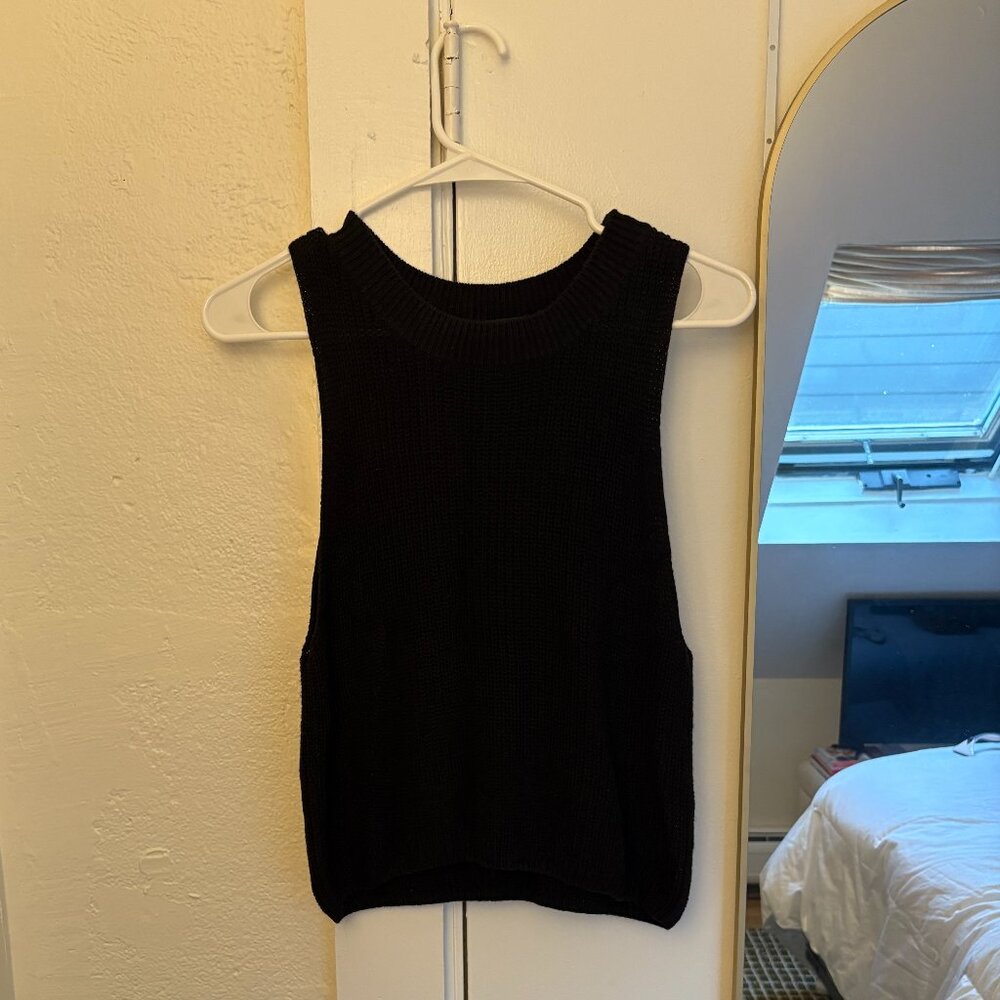 Reformation Woven Knit Sleeveless Sweater - Black, M